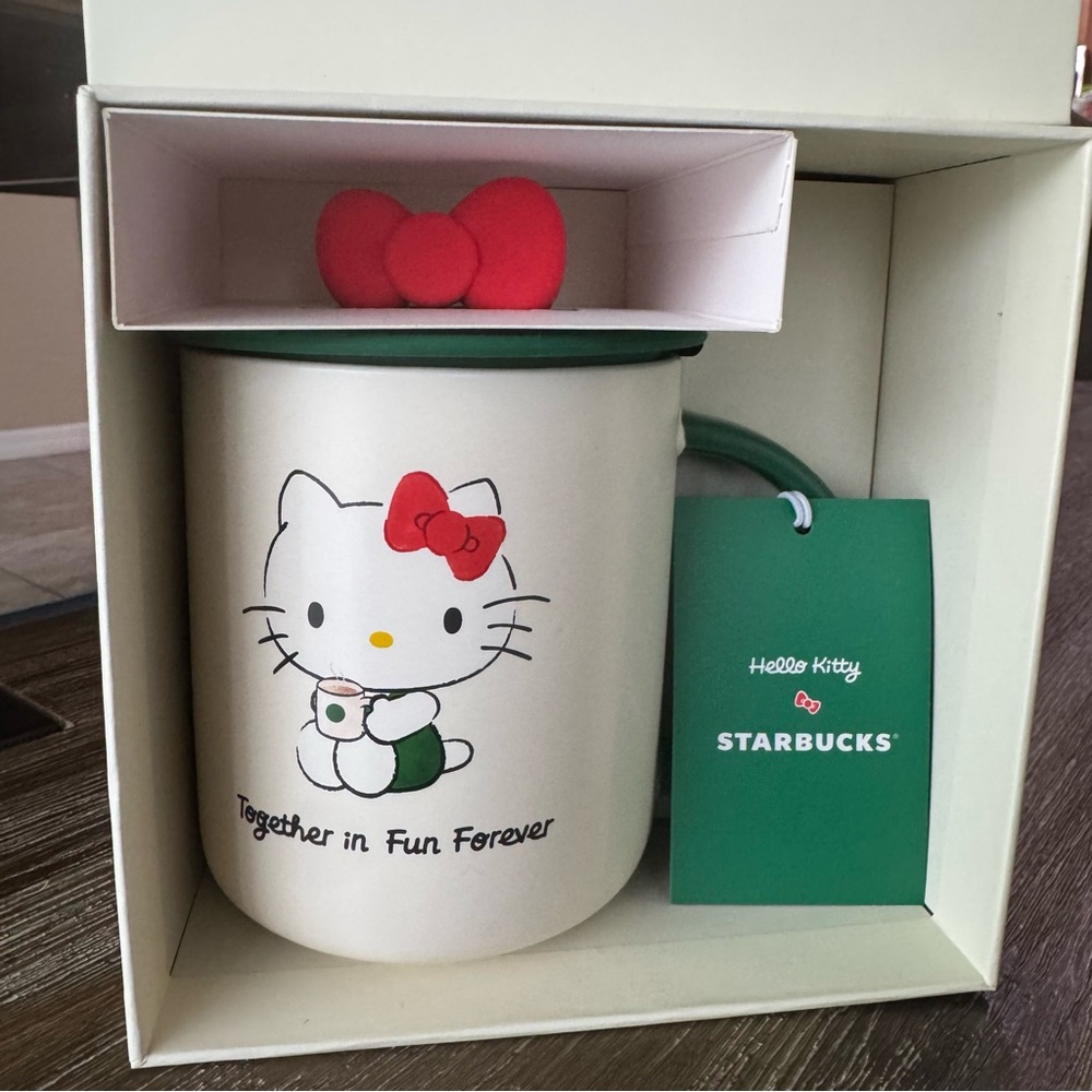 BNWT Starbucks Hello Kitty Mug